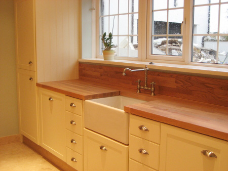 belfast sink kitchen drawers and cupboards