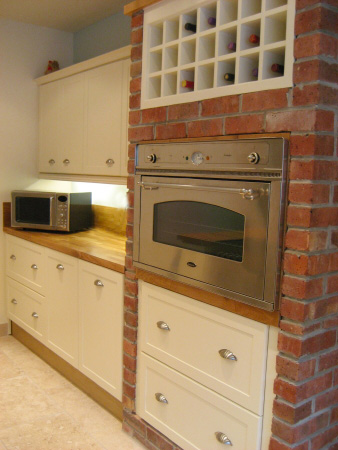 kitchen counter microwave oven storage